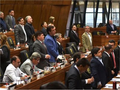 La clase política posterga  transparencia y reformas