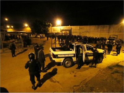 Covid-19 se cuela en cárcel superpoblada de Bolivia