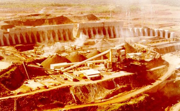 Itaipú: se cumplen 46 años de su constitución - Economía - ABC Color