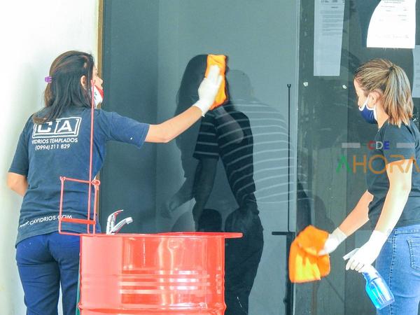 Servicio de LIMPIEZA en la Gobernación del Alto Paraná es un NEGOCIADO