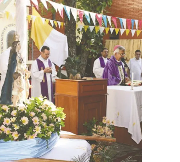 Devotos deberán llamar para asistir a las misas