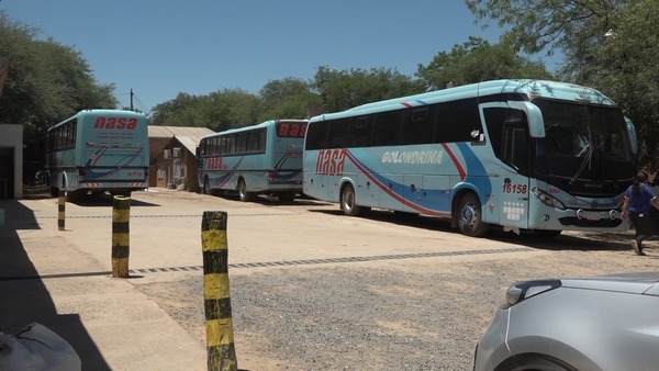 Volvieron los viajes en bus pero solo para las personas exceptuadas en el decreto