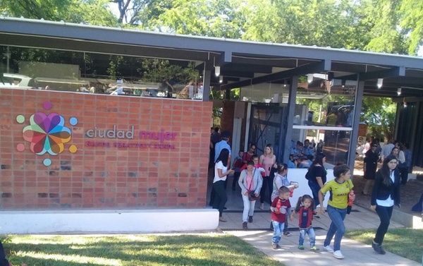 Centro Ciudad Mujer reabre sus puertas incorporando medidas sanitarias
