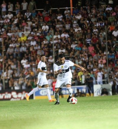 Arresto domiciliario para jugador del Olimpia - Megacadena — Últimas Noticias de Paraguay