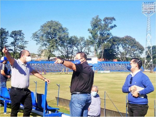 El Alfonso Giagni sorprende a la comisión de inspección de canchas