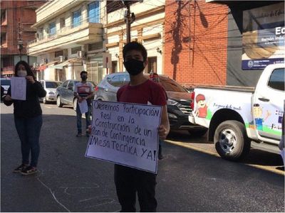 Fenaes va hasta el MEC en reclamo de un plan de contingencia
