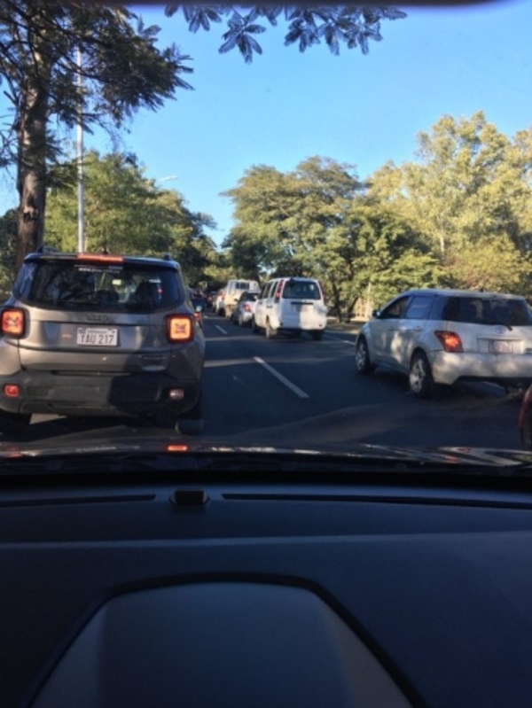 Autorizan la circulación de hasta 4 personas por vehículo - Megacadena — Últimas Noticias de Paraguay