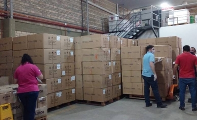 HOY / Ministerio de Salud recepciona otro lote de insumos médicos en el Parque Sanitario