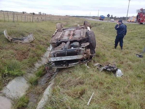 Policía del Grupo Lince alcoholizado protagoniza accidente - Campo 9 Noticias