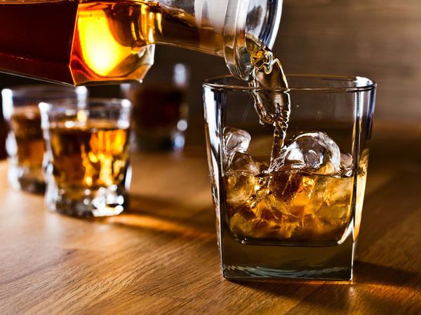 En conmemoración al día del whisky, te contamos el secreto de su elaboración