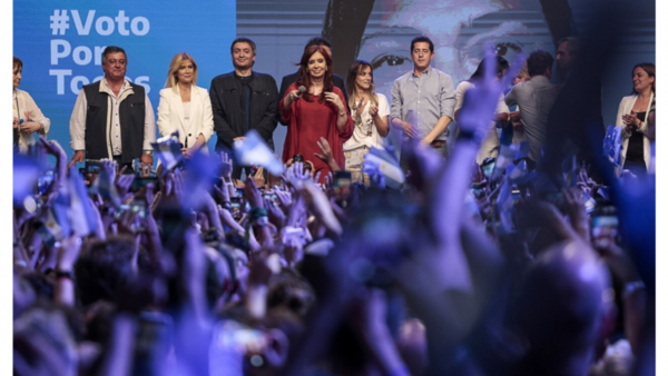Kirchner podría asumir ‘rol de liderazgo’ tras elecciones