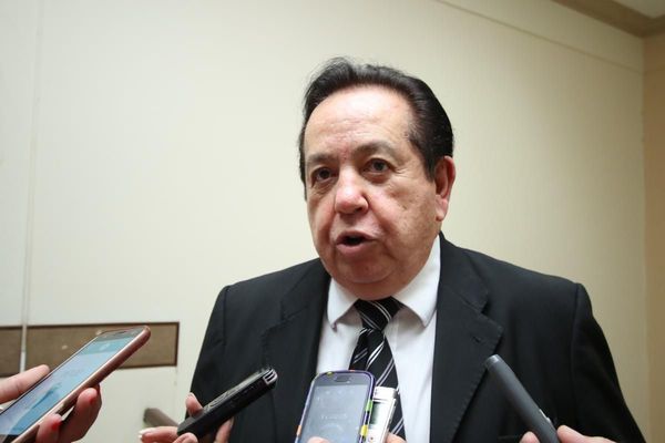 Si un intendente es removido, asume el titular de la Junta Municipal, afirma Mauro