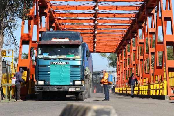 Preocupa situación en Puerto Falcón por ingreso de camiones