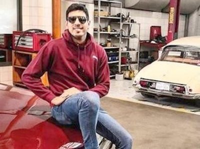 Chiche pone en venta sus autos de colección | Crónica