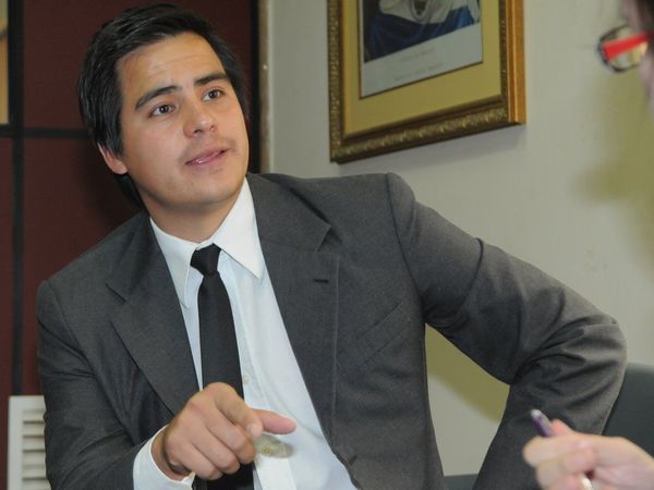 A Becal le sobra la mitad de becas por falta de candidatos