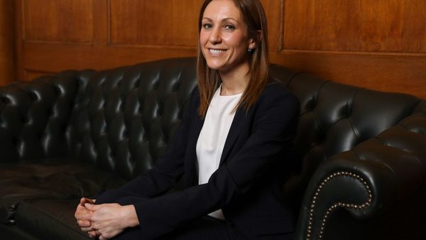 Aumenta debate de Banco de Inglaterra sobre tasas de negativas