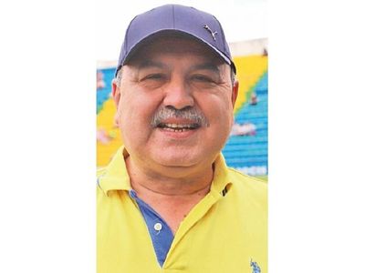 Luqueño y el “12” piden ser locales
