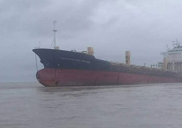 Resuelto el misterio del ‘Sam Ratulangi’, el barco fantasma que ha encallado en Myanmar - Campo 9 Noticias