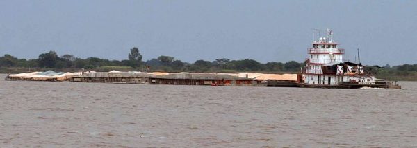 Desde hoy se reinicia la navegación por el río Paraná