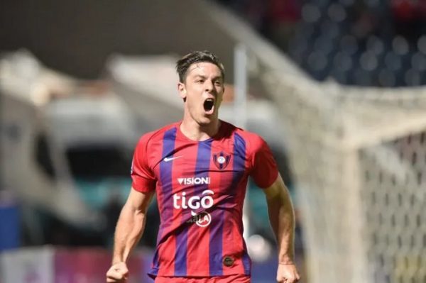 Notifican a FIFA el incumplimiento del pago por pase de Churín