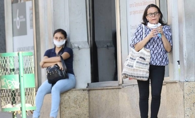 HOY / Uso incorrecto de tapabocas en la vía pública