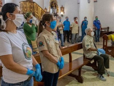 Se habilitarán las misas con cantidad limitada de fieles