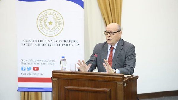 César Diesel fue elegido por el Senado como nuevo Ministro de la Corte Suprema