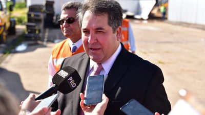 Édgar Melgarejo licitó por mantenimiento de escaleras a costo de nuevas
