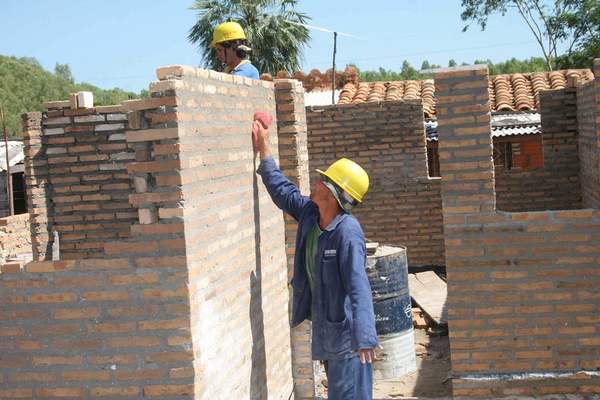 Realizan análisis sobre el impacto de la construcción en la economía » Ñanduti