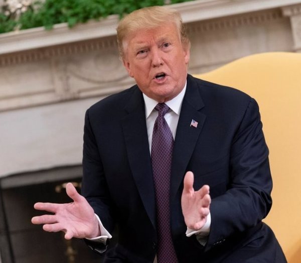 Trump dijo toma hidrocloroquina, un remedio no recomendado para COVID-19