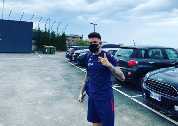 El Genoa de Tonny Sanabria regresa a los trabajos en campo