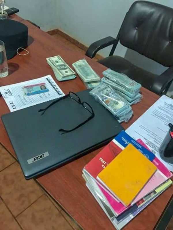 De donde salió,y para que eran, los US$ 150 mil..??