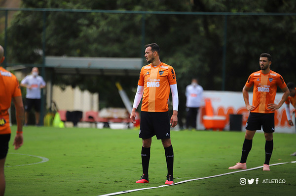 Atlético Mineiro regresa a los trabajos sin Ramón Martínez