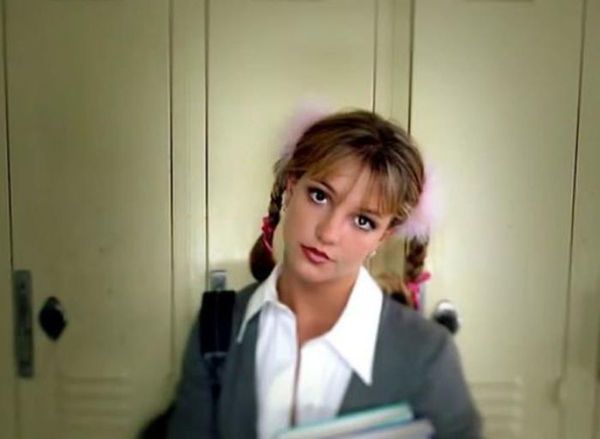 Britney Spears encabeza lista de los 100 mejores singles debut