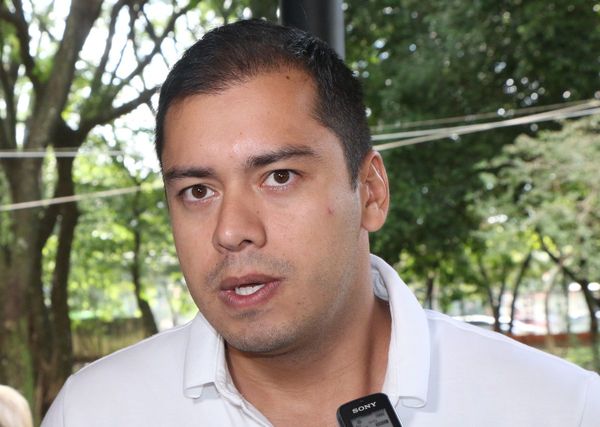 Senadora Arrúa dice que audios no prueban complot contra Prieto