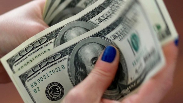 Argentina: El dólar subió en tres ruedas casi lo mismo que se ganaría hoy con un plazo fijo a tres meses - Campo 9 Noticias