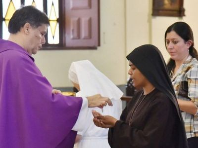 Permitirán las misas presenciales, pero con grupo reducido de fieles