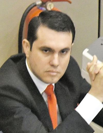 Comisión de Control de fondos  se reunirá con el contralor - Política - ABC Color