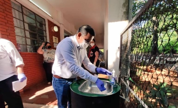 HOY / Fenaes espera voto de censura contra Petta