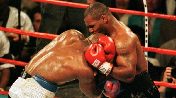 ¿Se enfrentarán Mike Tyson y Evander Holyfield nuevamente?