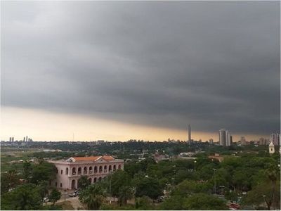 Advierten sobre tormentas, vientos fuertes e ingreso de frente frío