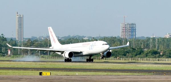 Gerente de Air Europa confirma que el 6 de junio partirá de España un vuelo con paraguayos - Nacionales - ABC Color