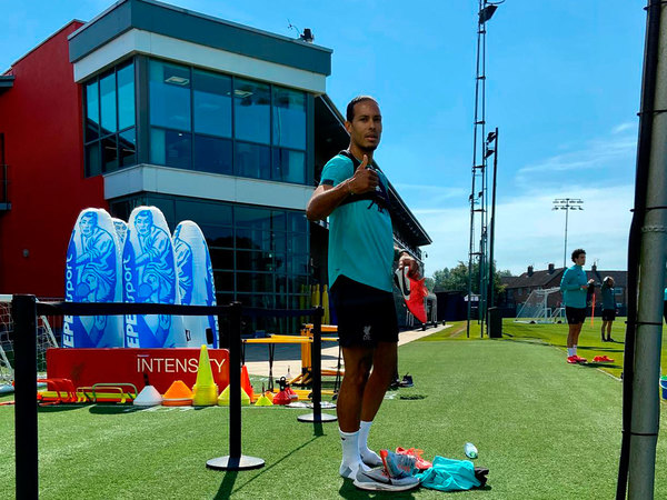 Pensando en el título, Liverpool vuelve a los entrenamientos