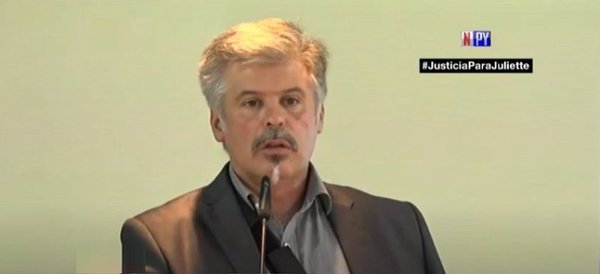 Trajes de bioseguridad presuntamente fueron adulterados | Noticias Paraguay