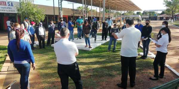 Autoridades de salud brindan charla a trabajadores de terminal de ómnibus | Radio Regional 660 AM