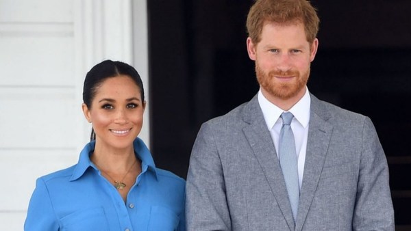 Meghan Markle planea publicar su diario personal y crece la preocupación en la familia real