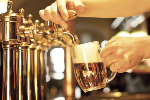 Rechazan aumentar impuestos a las gaseosas y bebidas alcohólicas