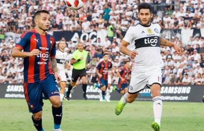 El torneo de fútbol en el país podría volver con un protocolo abierto
