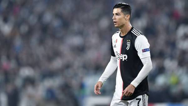 COVID complica el regreso de Cristiano Ronaldo a Italia