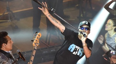 Los Ángeles Azules presentan 'La cumbia del infinito' con Pablo Lescano
